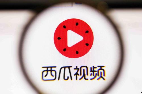 娱乐吃瓜的视频封面怎么制作的,如何吸引眼球